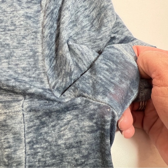 Women’s For the Republic V neck Tee - Blue Size Large - Picture 5 of 9